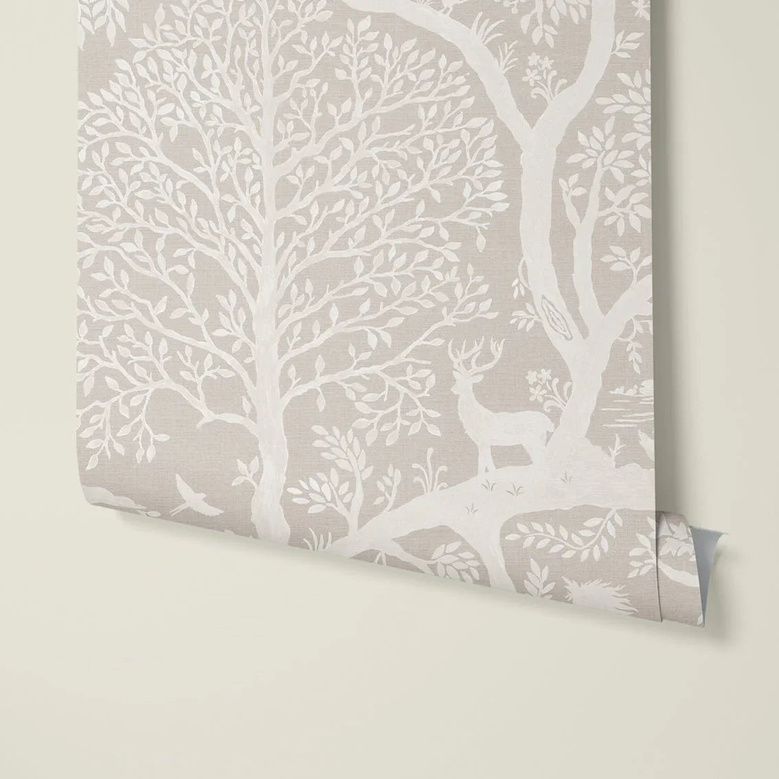 Behang Papercut Forest Khaki - Story of July