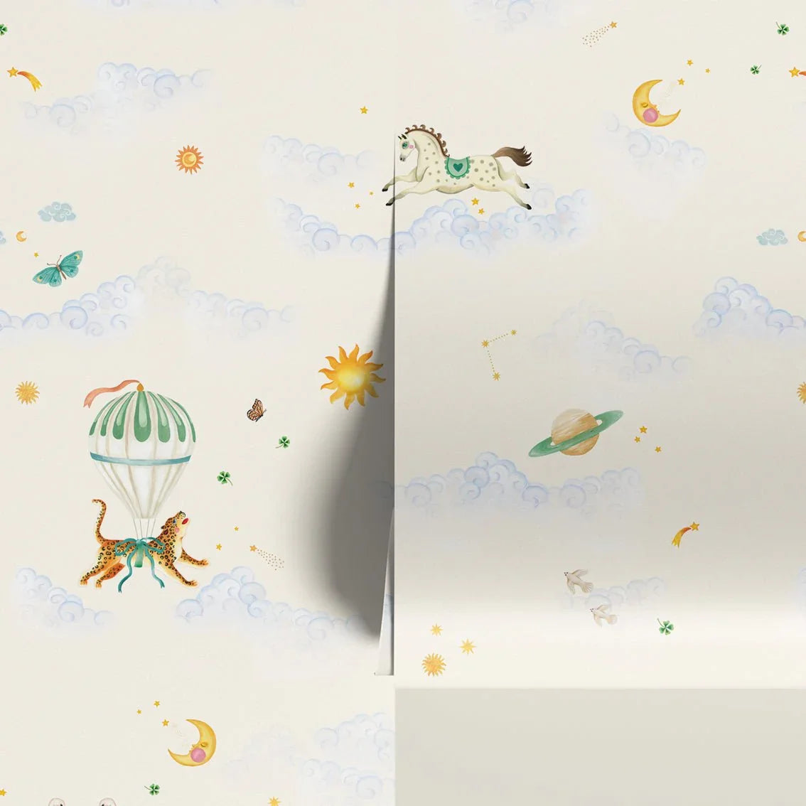 Behang Sky Fairytale Lightgreen - Story of July