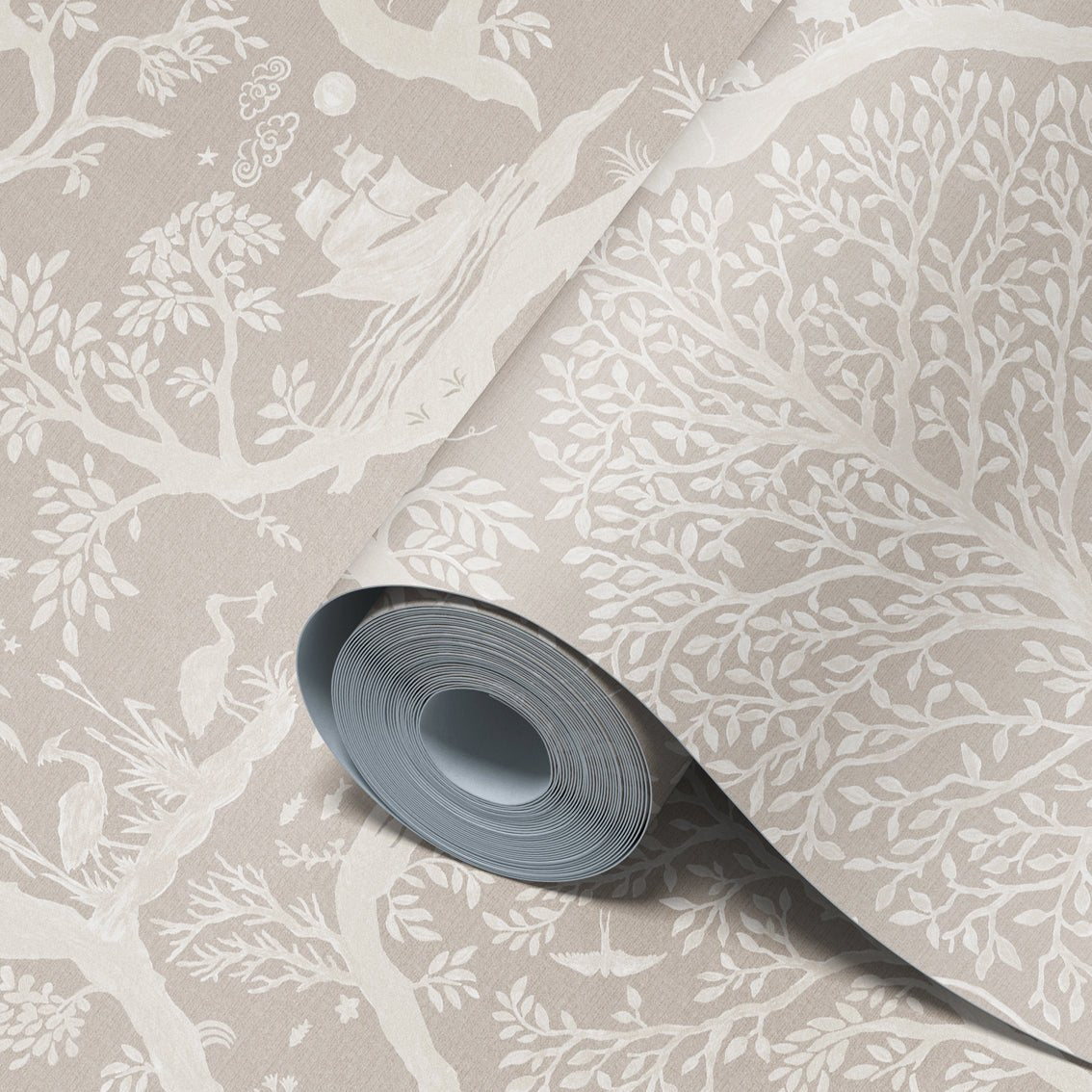 Behang Papercut Forest Khaki - Story of July